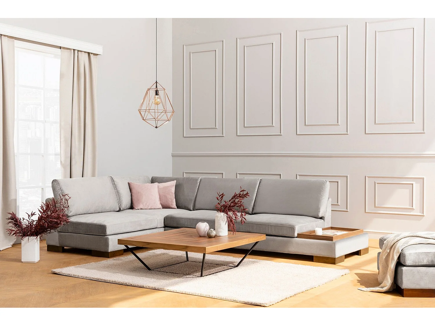 Fluwelen hoekbank met notenhouten blad Bakiza 313 cm-Kleur Lichtgrijs-linkerhoek-Ottomaans zonder poef