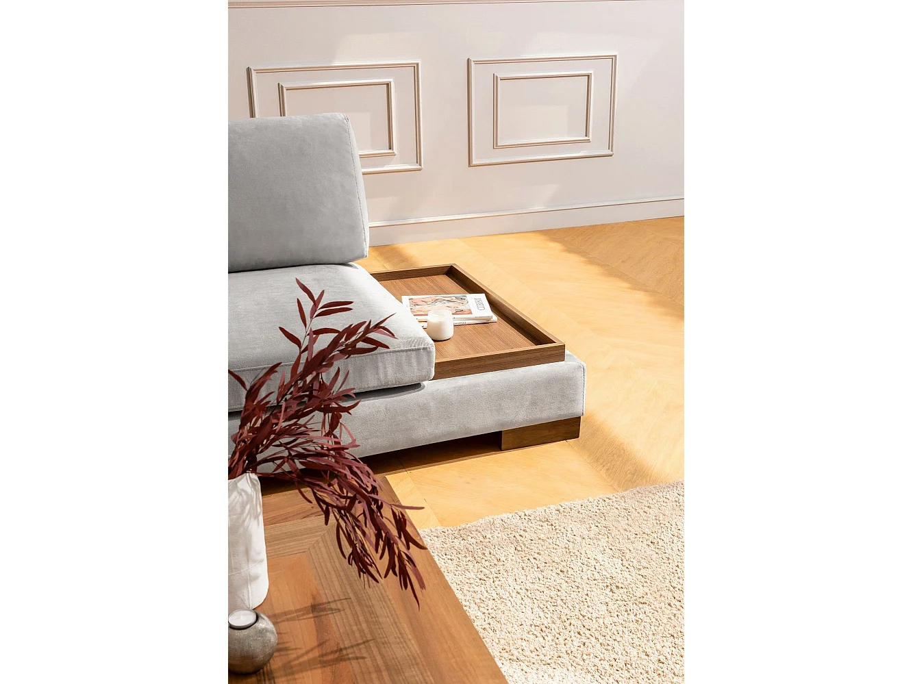 Fluwelen hoekbank met notenhouten blad Bakiza 313 cm-Kleur Lichtgrijs-linkerhoek-Ottomaans zonder poef