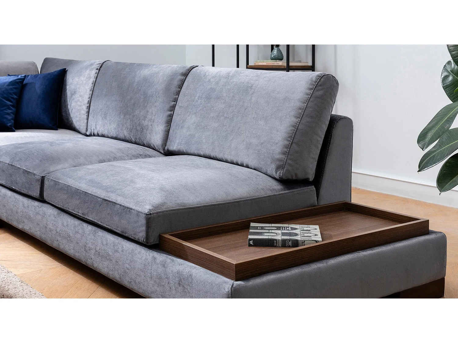 Fluwelen hoekbank met notenhouten blad Bakiza 313 cm-Kleur Grijs-linkerhoek-Ottomaans zonder poef