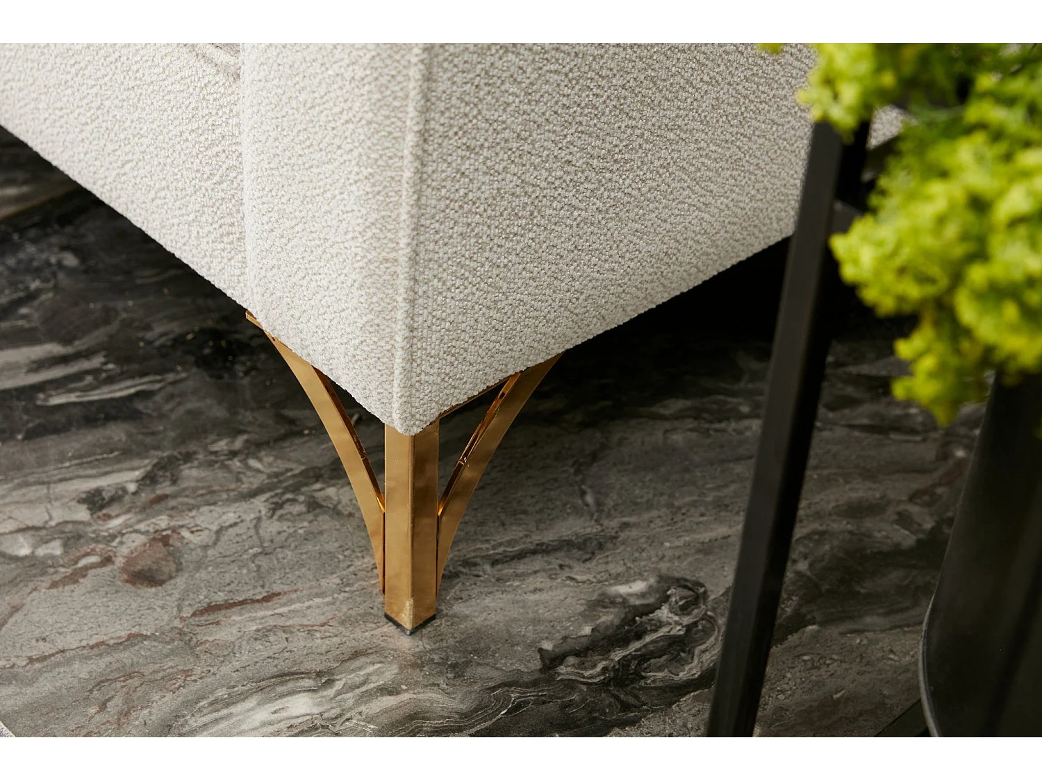 Canapé d'angle moderne Barlino angle à gauche Tissu Crème pieds Or