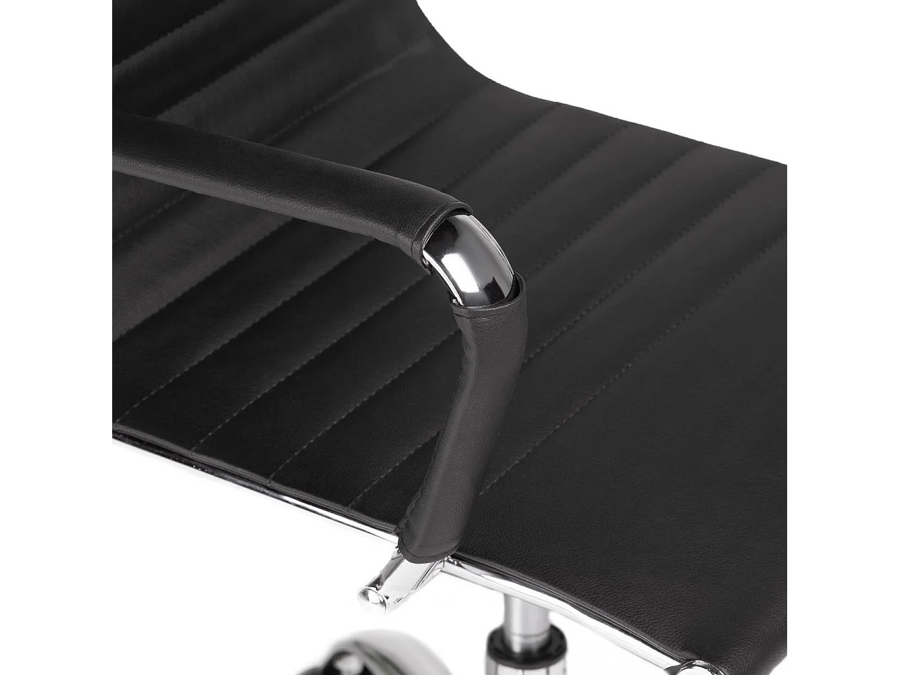 Silla de oficina ergonómica en negro 106-116x64 cm Letter Símil Piel Negro