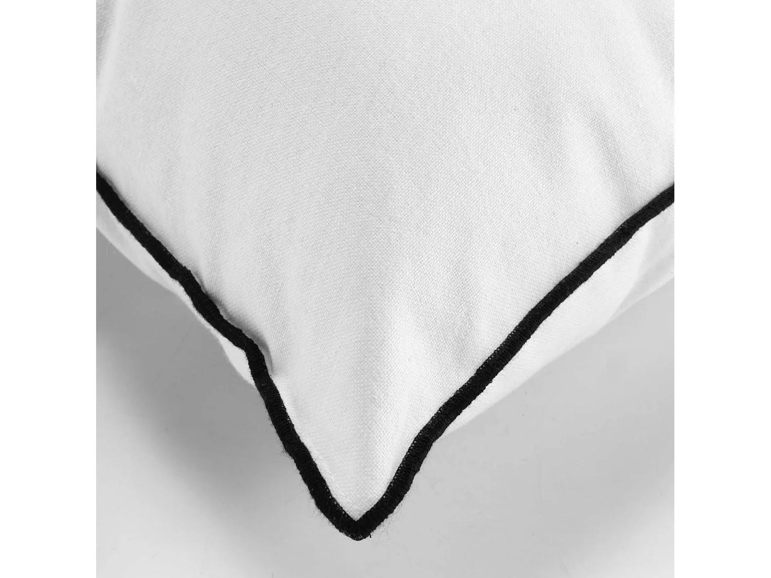 Coussin Déco "Mistraline" 50x50cm Blanc