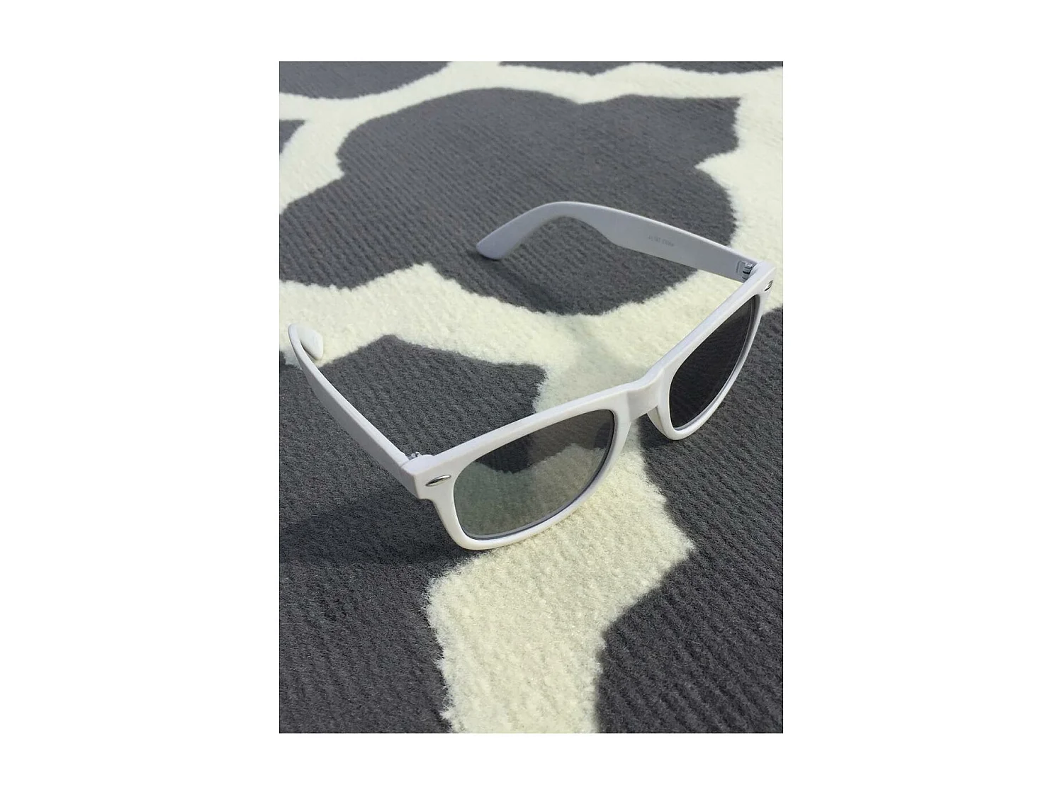 tapis chambre 60x110 tissé gris rectangle motif géométrique LYN1 STYLE