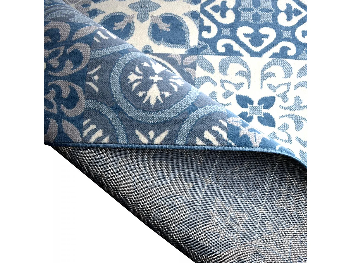 tapis salle à manger 200x290 tissé bleu et beige rectangle motif oriental