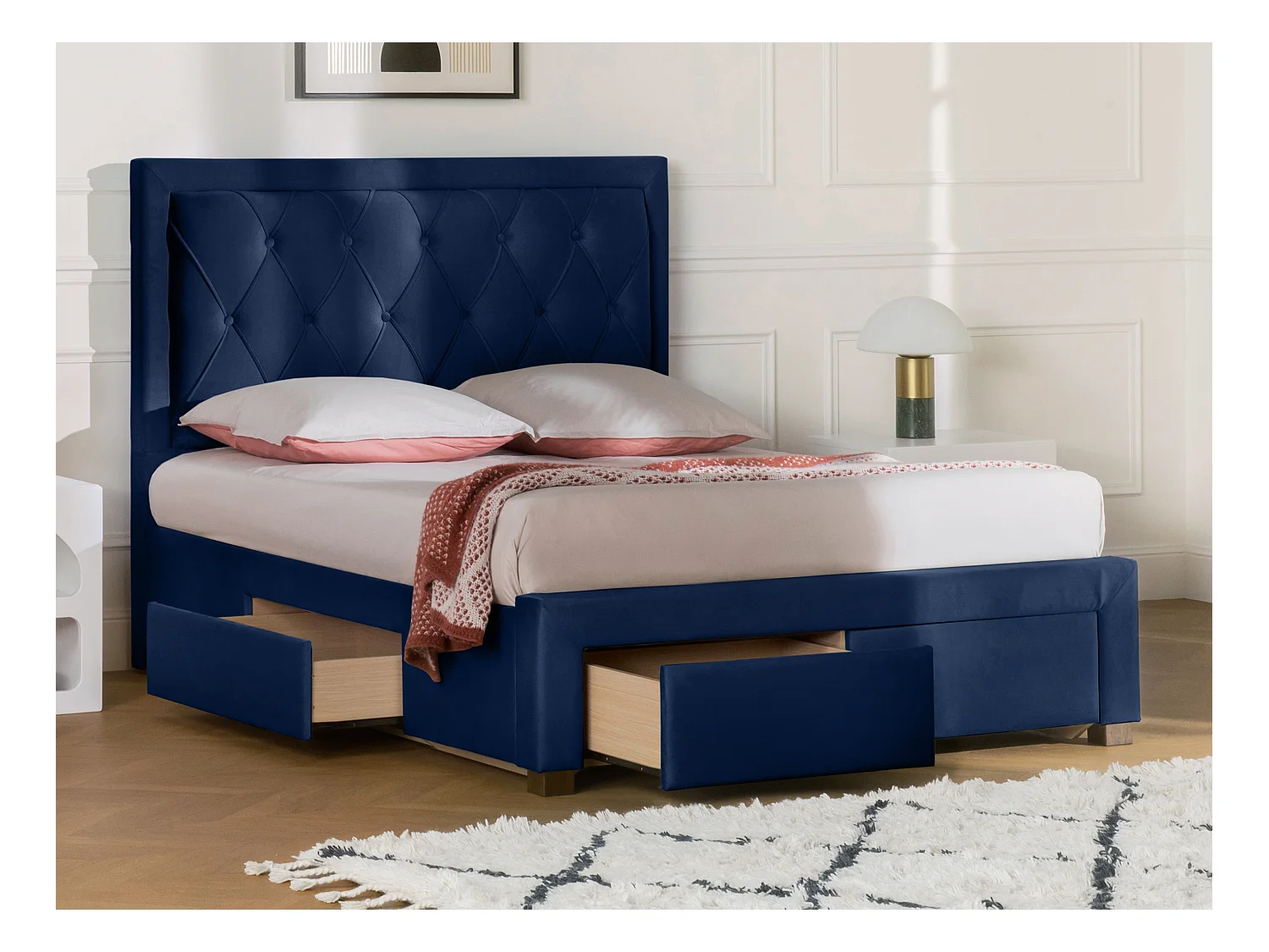 Bed met lades 180 x 200 cm - Blauw velours + matras - LEOPOLD