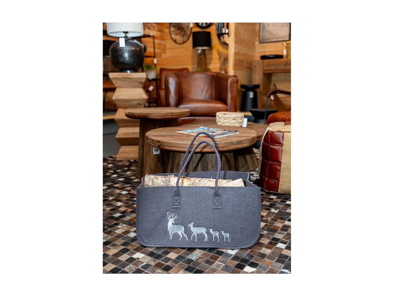 Sac à bûches en feutrine cerf