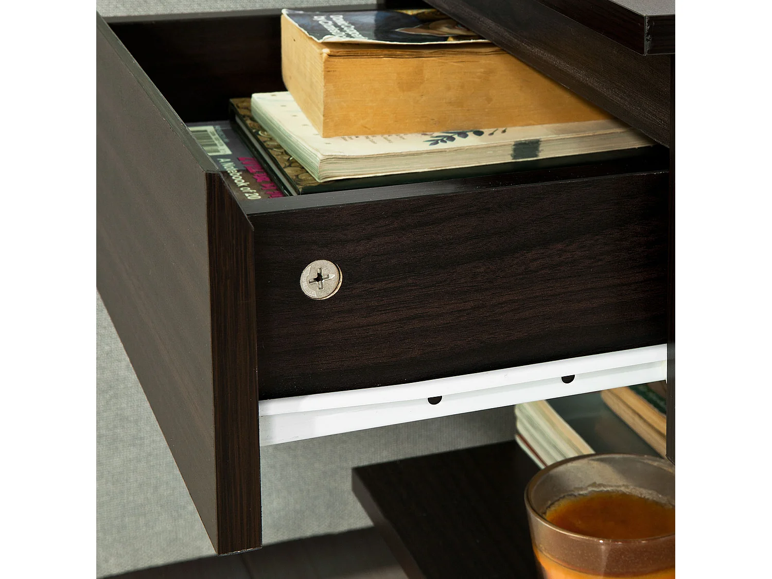 Table de chevet Table d’appoint Bout de Canapé avec 1 tiroir et 2 étagères de rangement, FBT49-BR