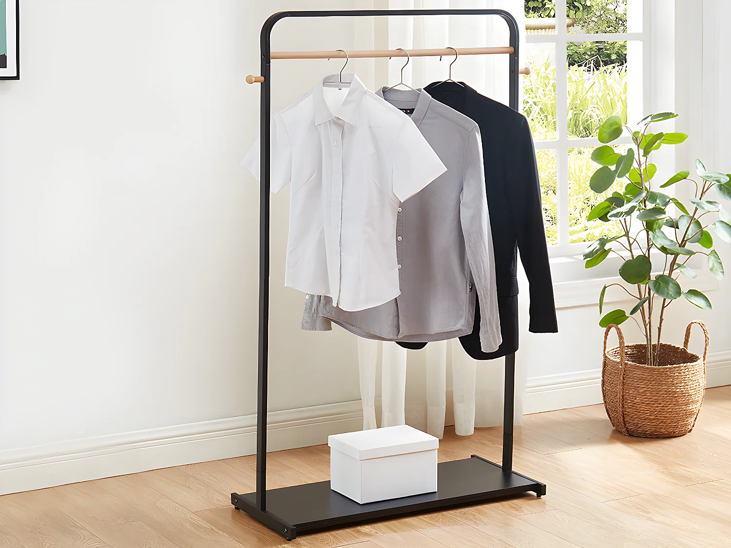 Portant vêtements - L90 cm - Métal noir et bois de hêtre - SELIN