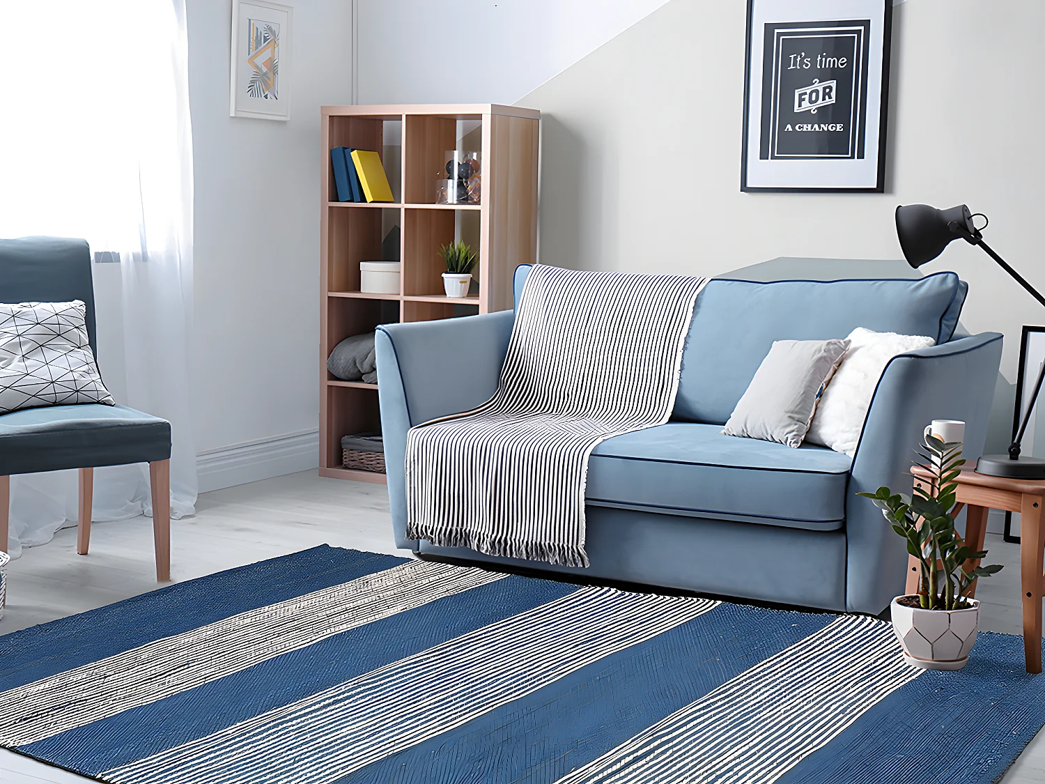 Tapis en jute tissé à la main KOCHI - 160 x 230 cm - Bleu marine et blanc