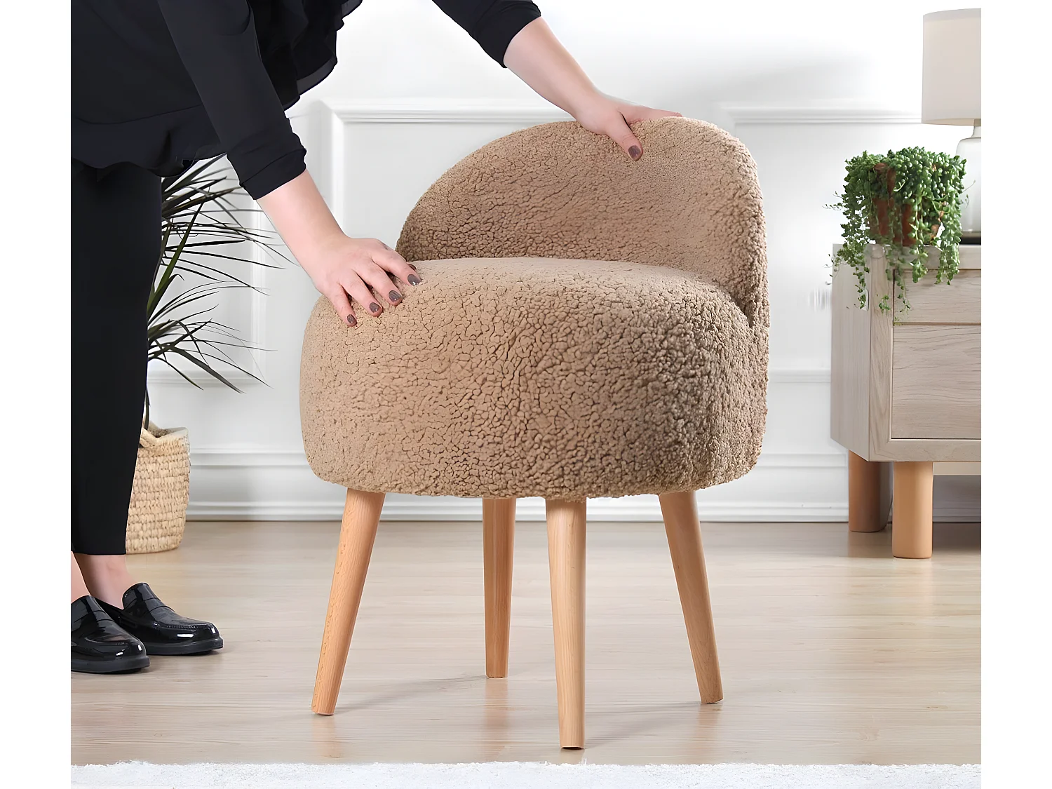 Tabouret Ross H64cm Bois clair et Fourrure Marron