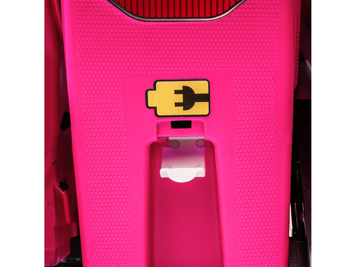 Quad eléctrico rosa 65.5x38.5x43.5 cm AIYAPLAY