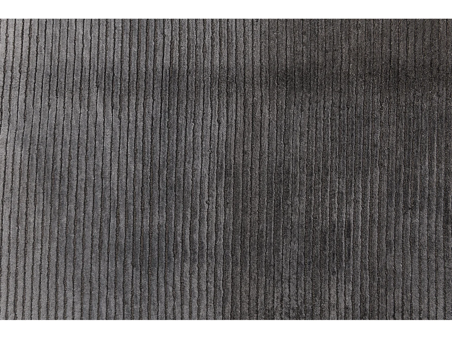 Tapis de laine 122x178 noir Darya