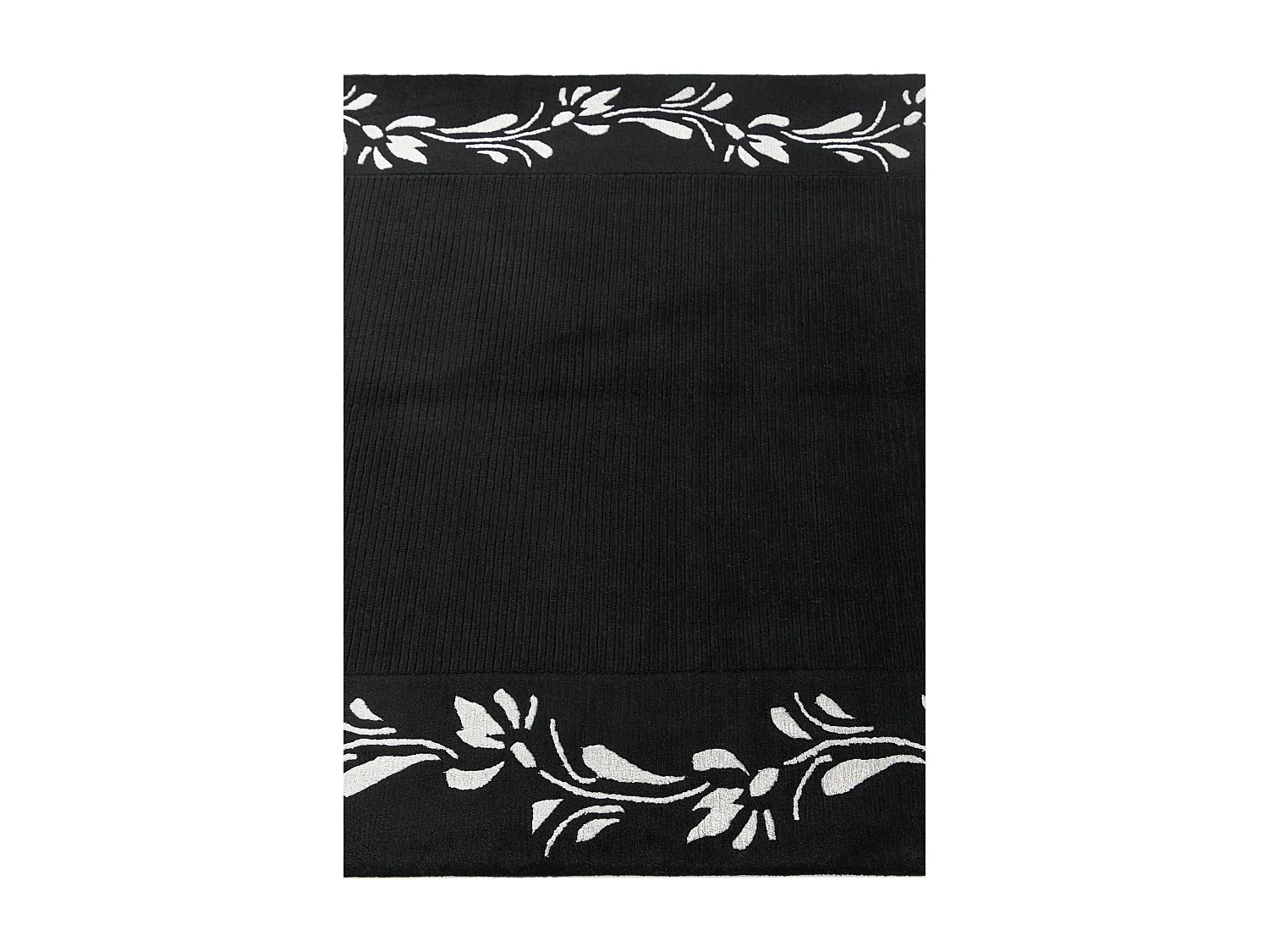 Tapis de laine 124x183 noir Darya