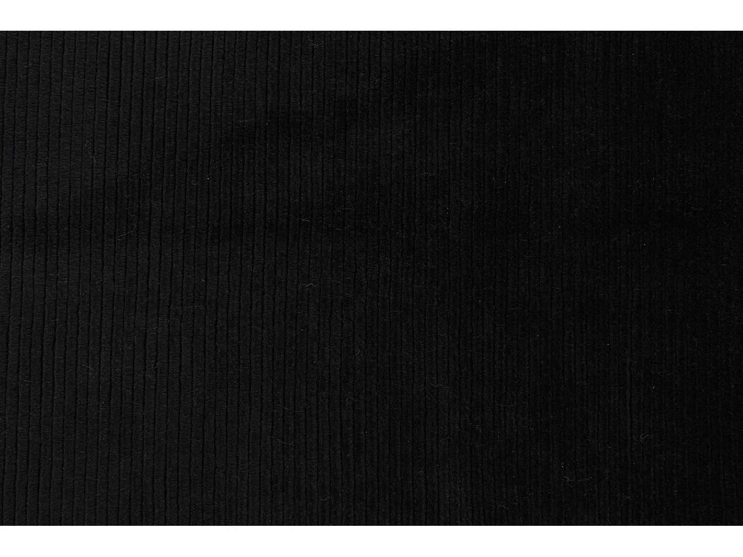 Tapis de laine 124x183 noir Darya