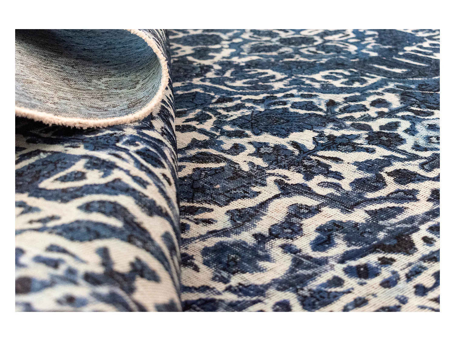 Woltapijt 295x196 Blauw Vintage Royal