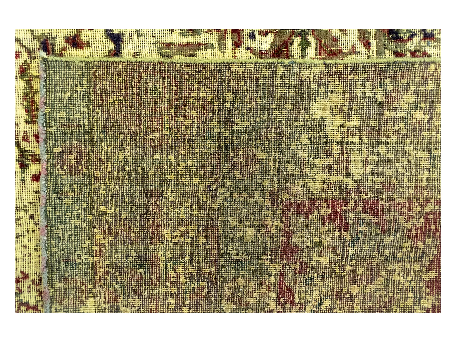 Woltapijt 301x168 Geel Vintage Royal