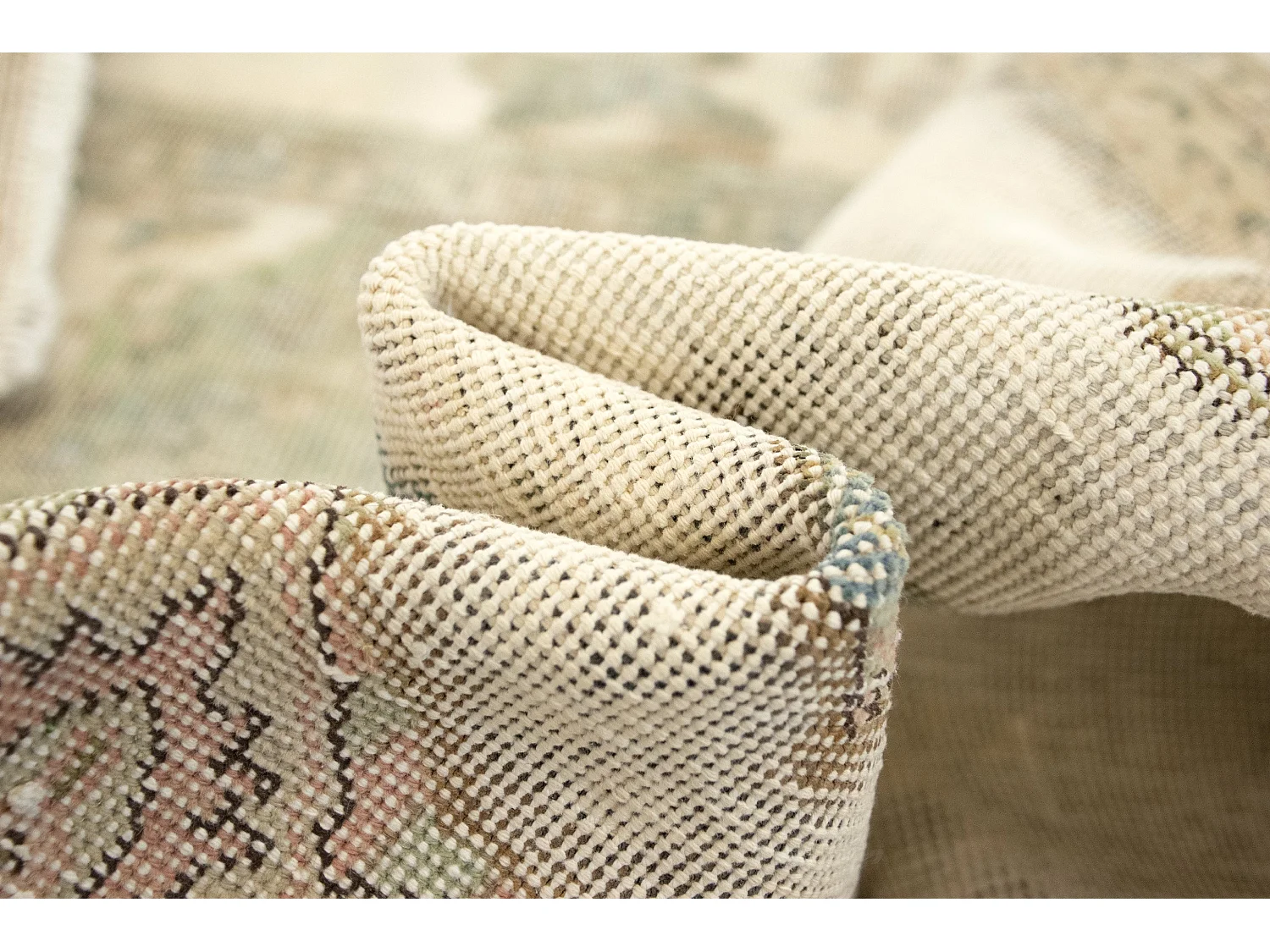 Woltapijt 287x211 Crème wit Vintage Royal