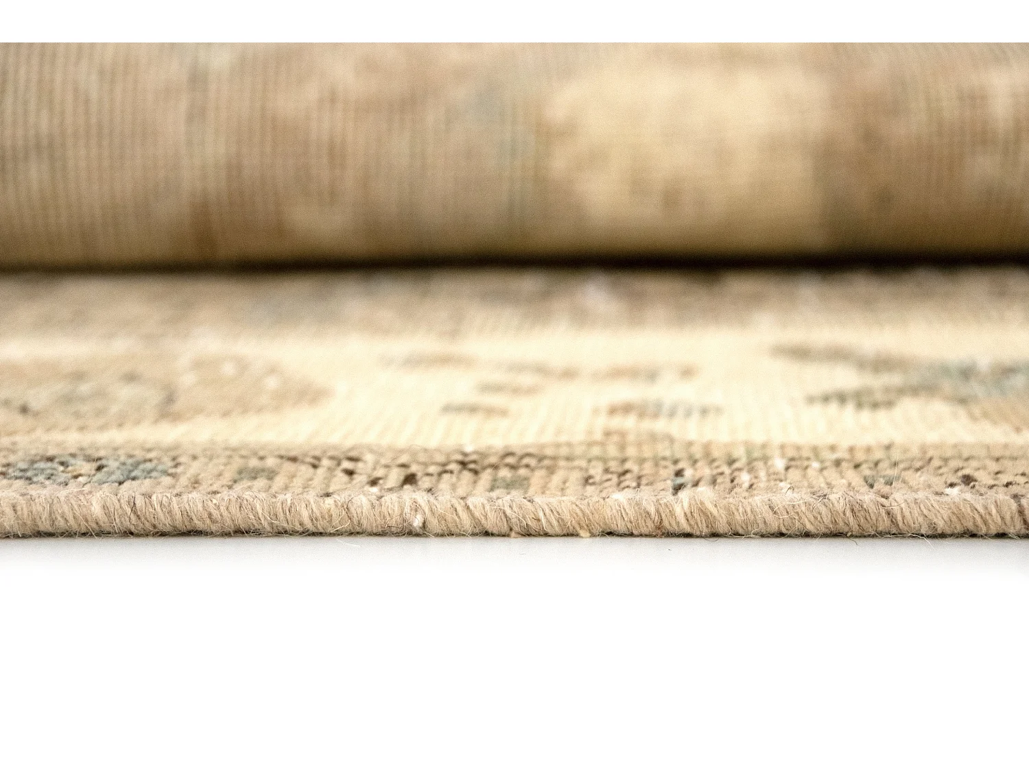 Woltapijt 287x211 Crème wit Vintage Royal