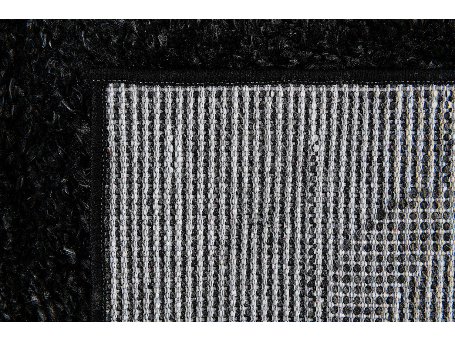 Tappeto shaggy  125x185 nero Thun Artem