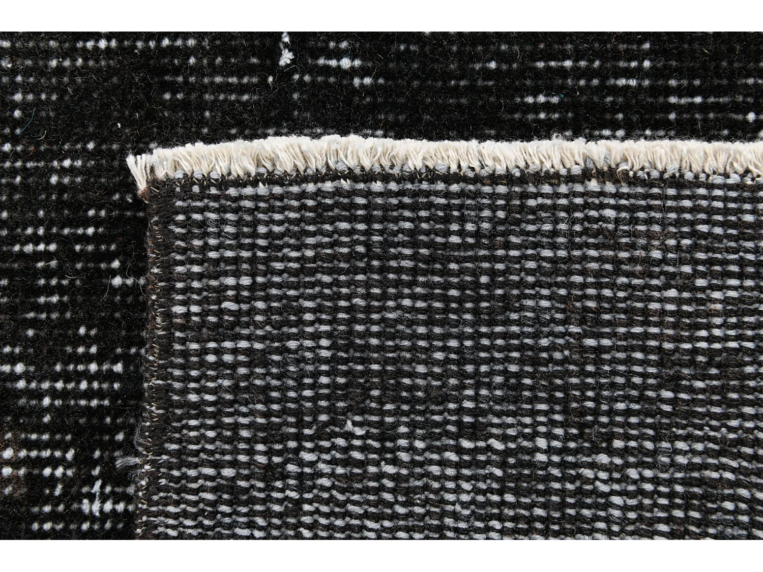 Tapis de laine 114x203 noir Ultra Vintage