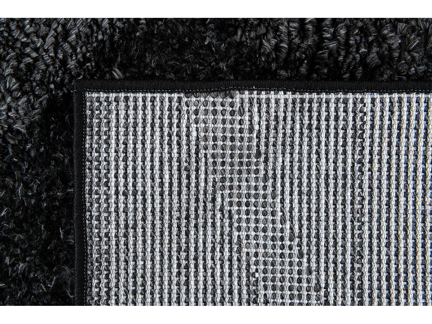 Tapis shaggy 160x245 noir Thun Tribus