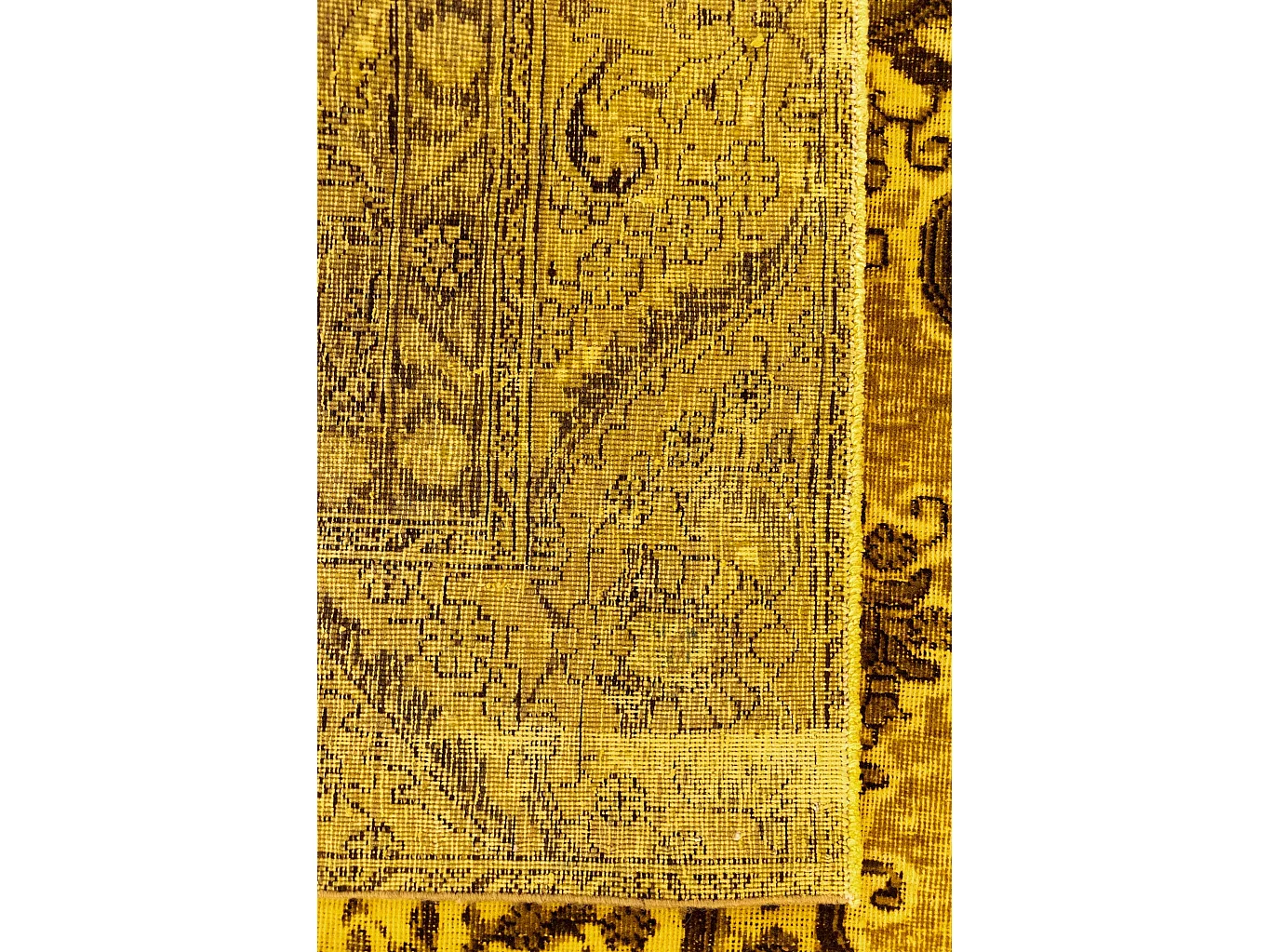 Woltapijt 279x189 Geel Vintage Royal