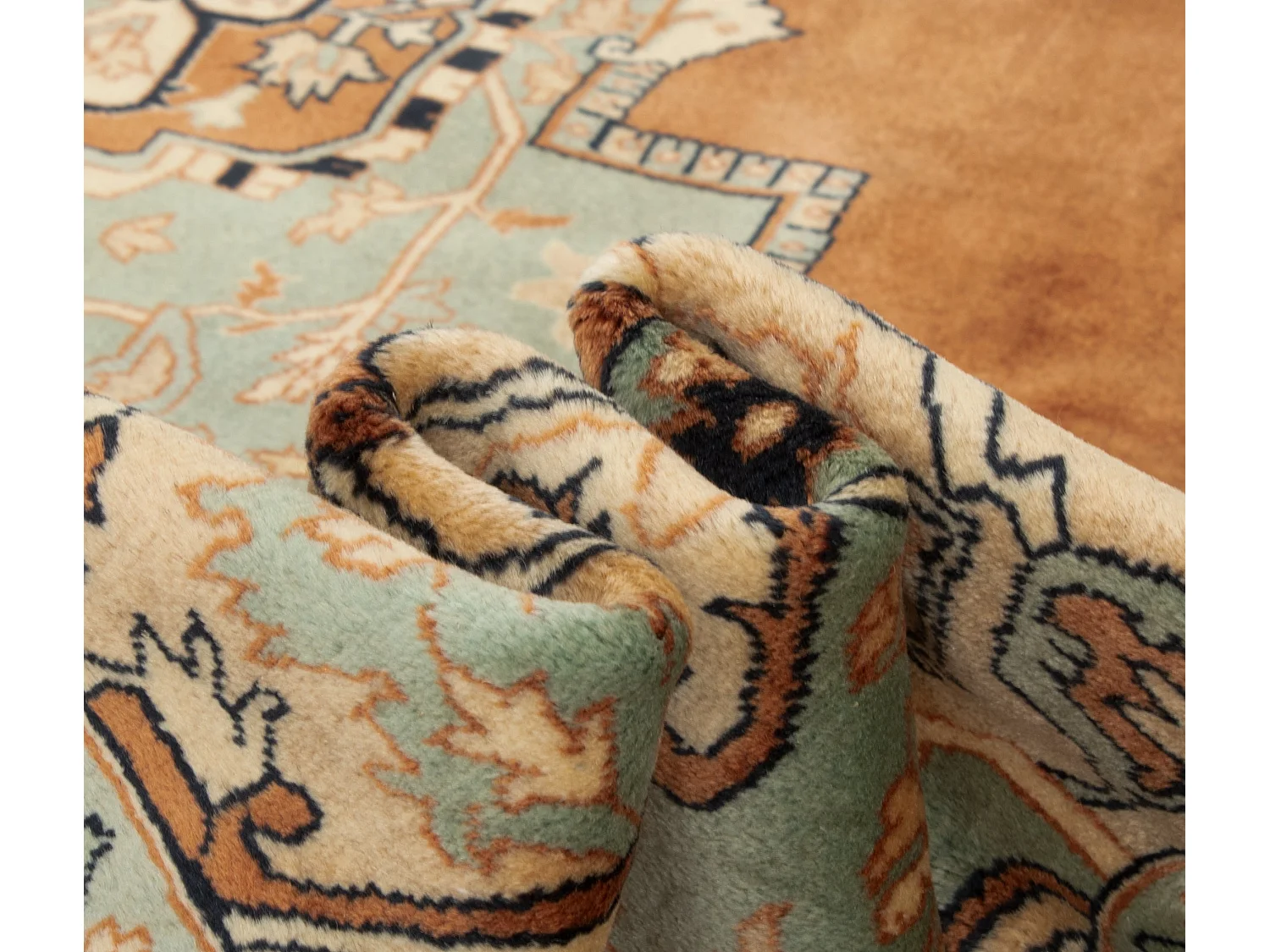 Woltapijt 305x249 Bruin Tabriz