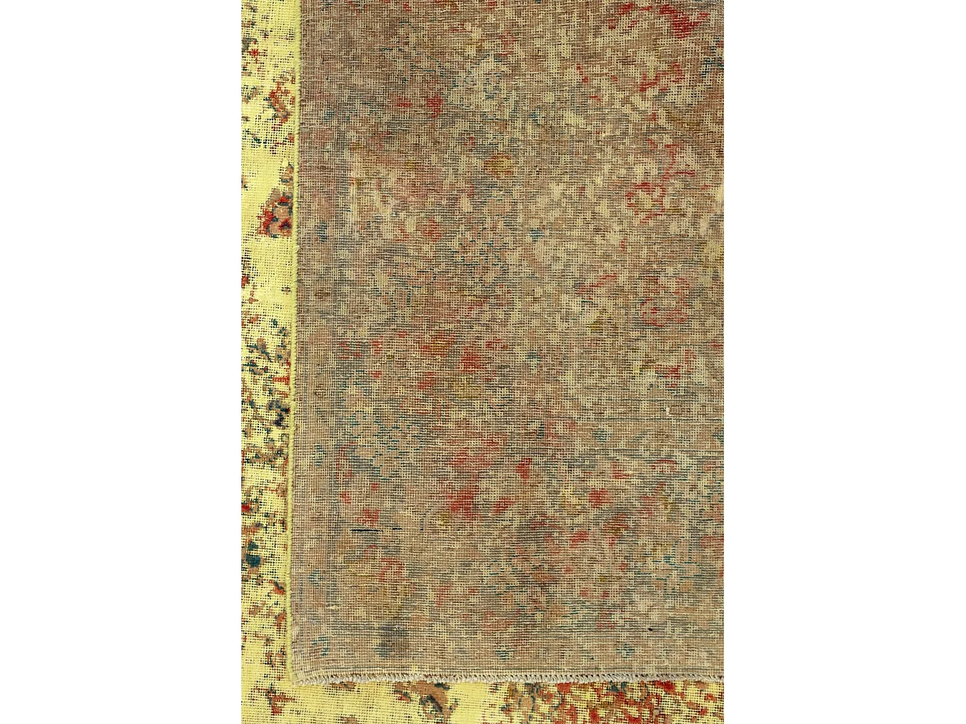 Woltapijt 305x196 Geel Vintage Royal