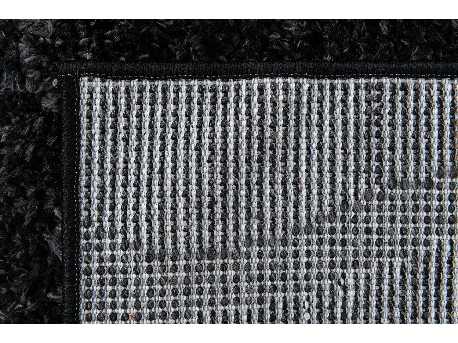 Tapis shaggy 240x305 noir Thun Tribus