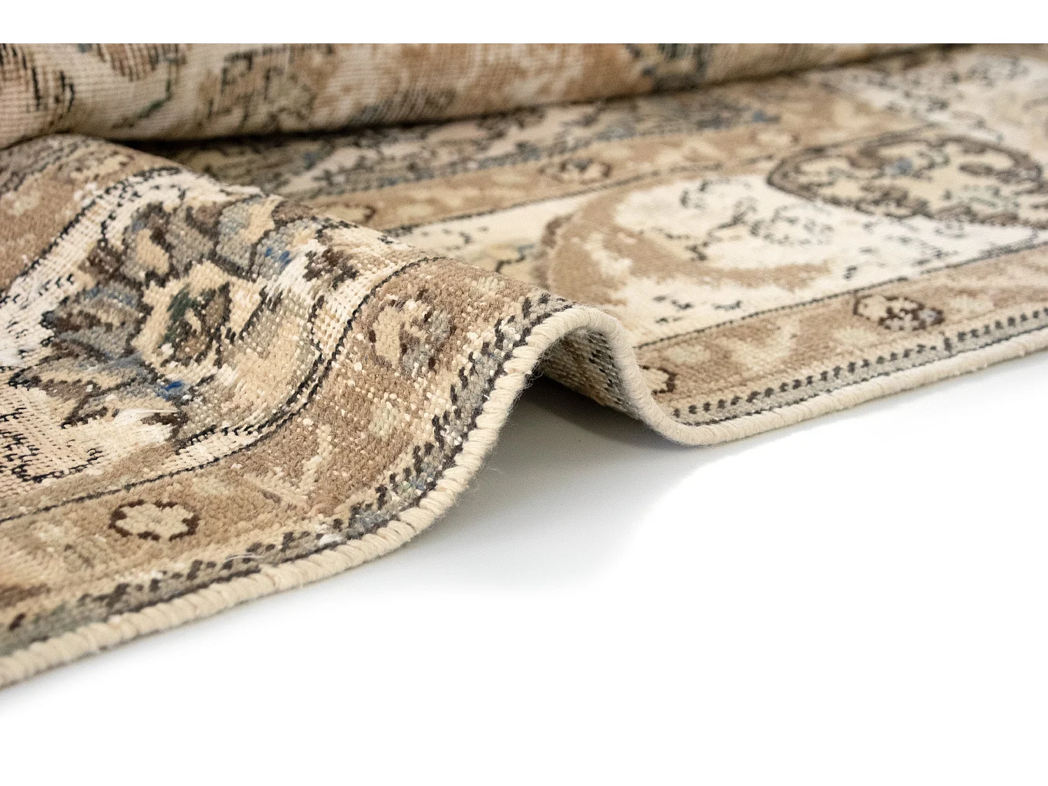 Woltapijt 286x192 Crème wit Vintage Royal