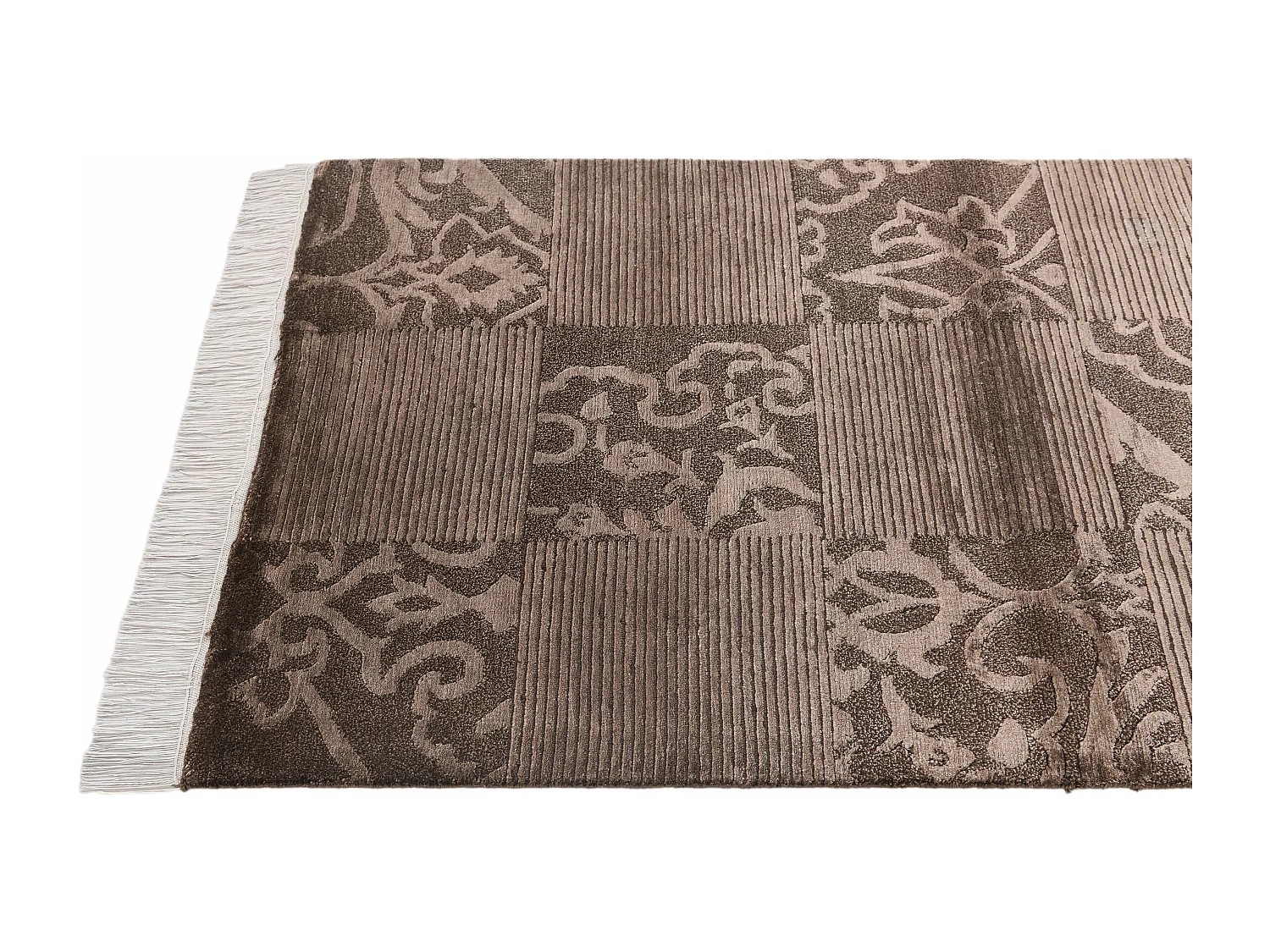 Woltapijt 152x79 Bruin Darya