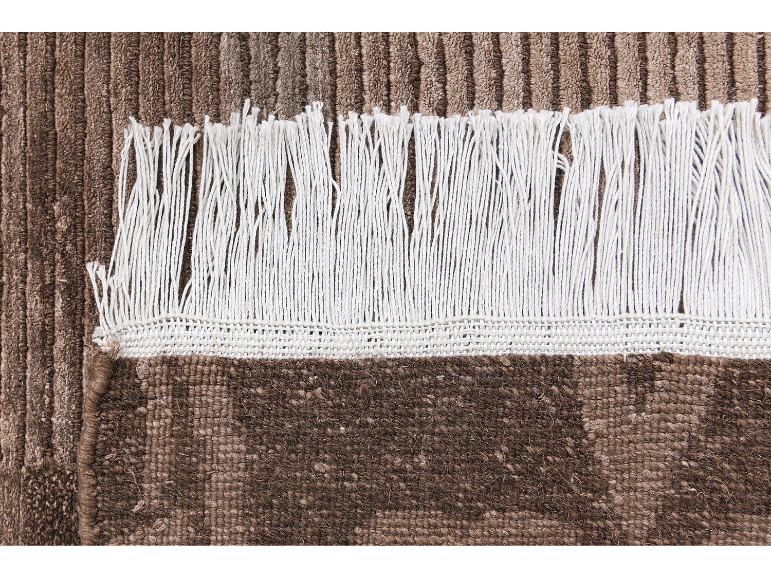 Woltapijt 152x79 Bruin Darya