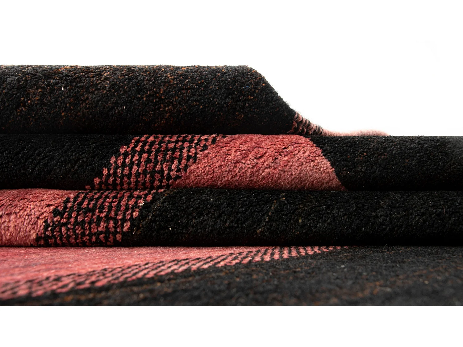 Tapis de laine 172x235 noir Juma