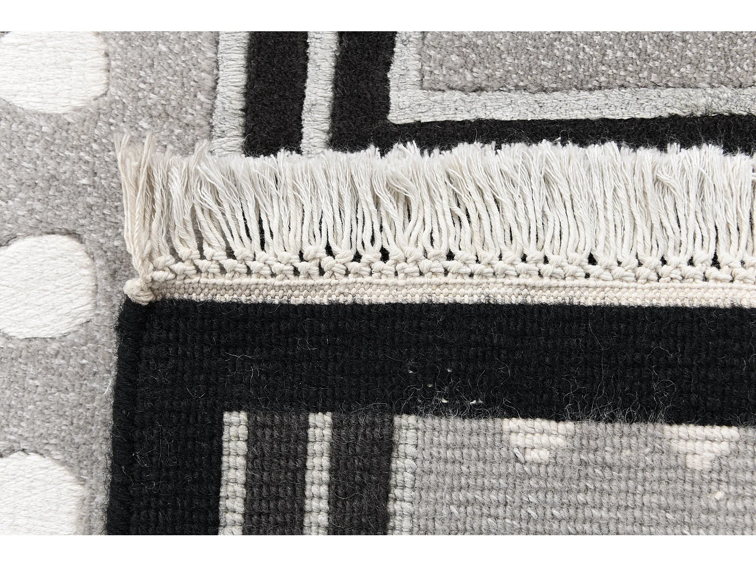 Loper-Woltapijt 297x79 Zwart Darya