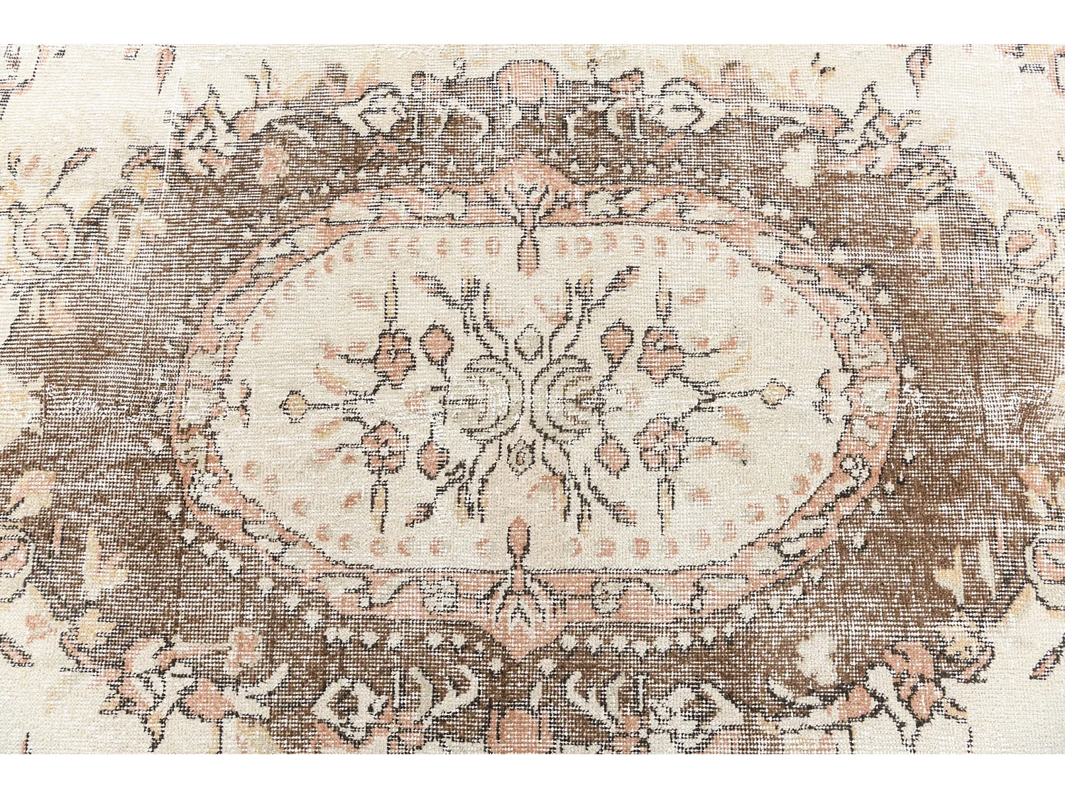 Woltapijt 282x157 Beige Ultra Vintage