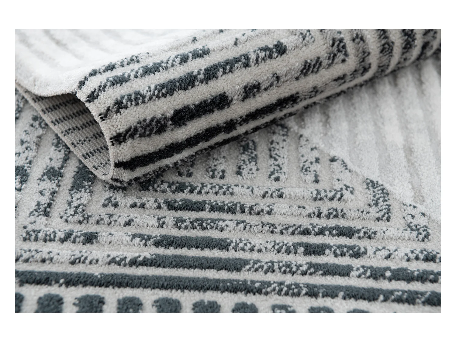 Tapijt 365x275 Lichtgrijs Davos Grecian