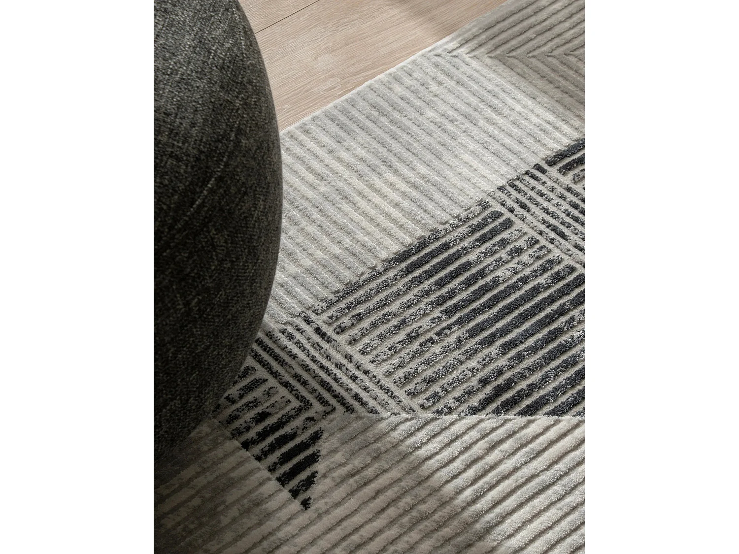 Tapis 125x185 gris clair Davos Grecian