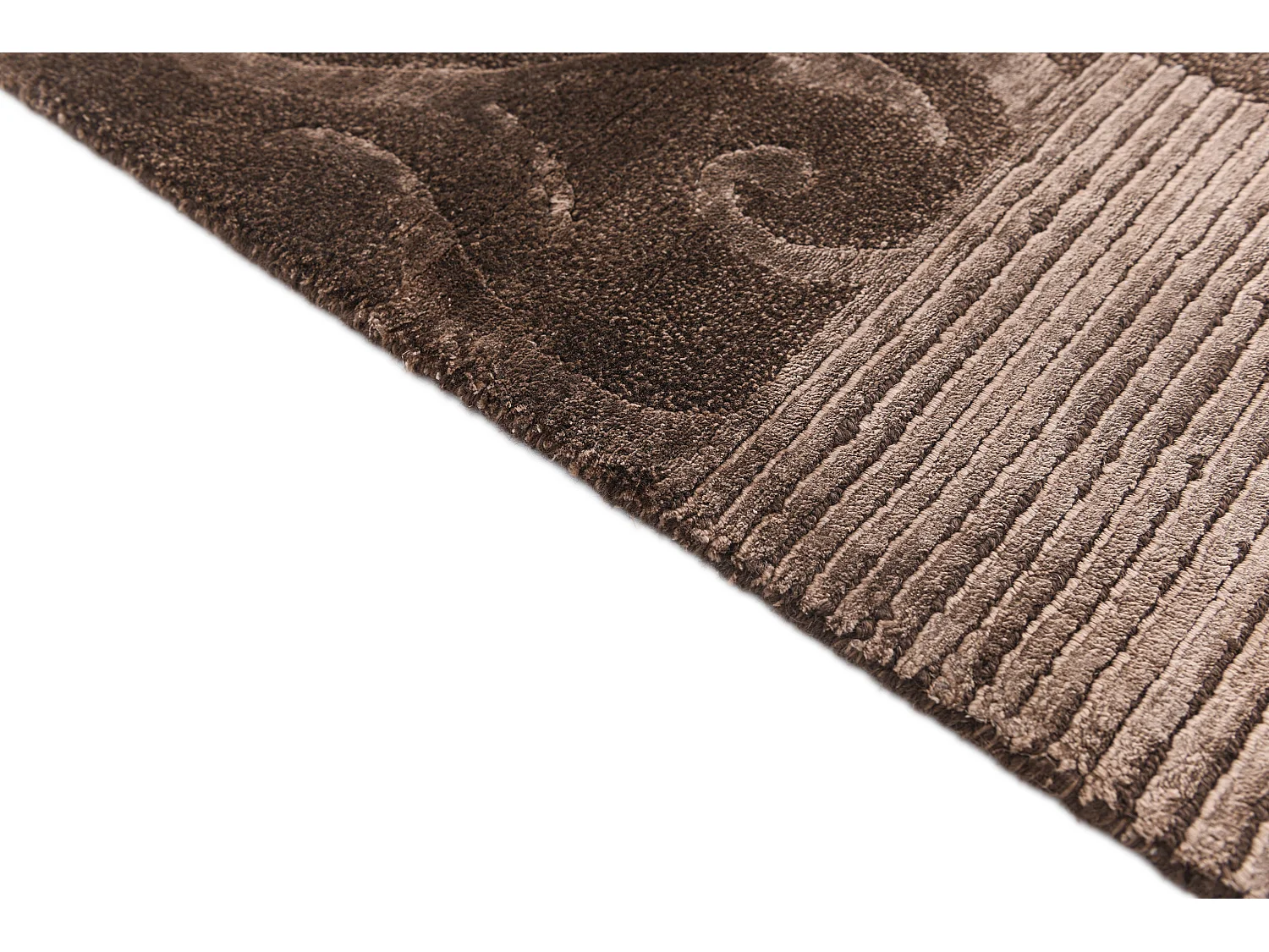 Woltapijt 152x79 Bruin Darya