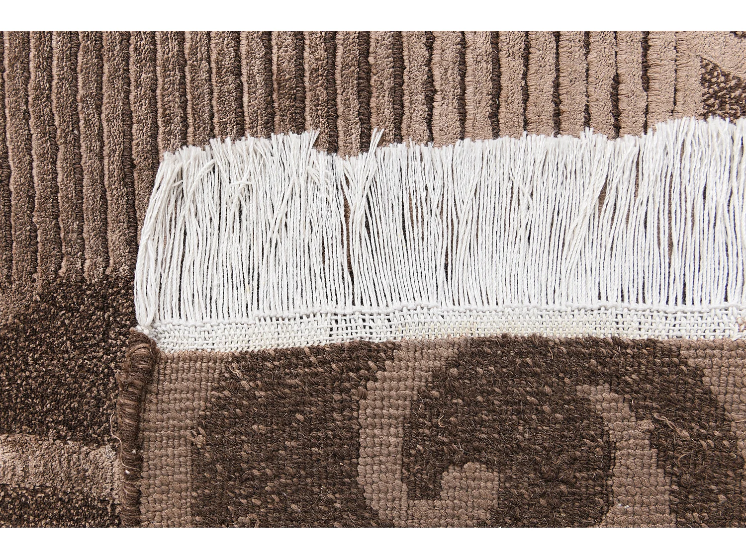 Woltapijt 152x79 Bruin Darya