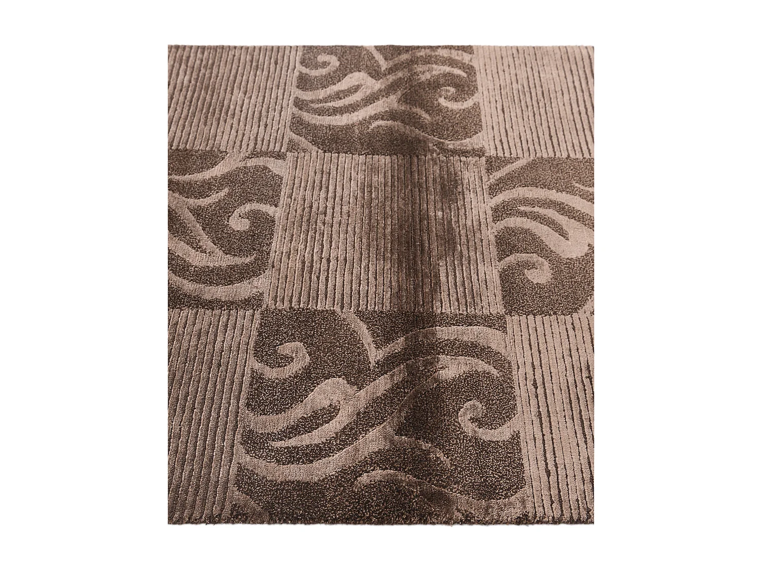 Woltapijt 152x79 Bruin Darya