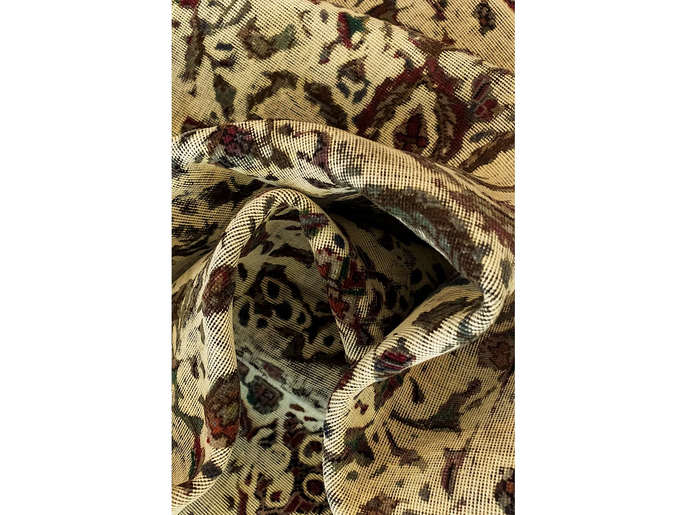 Woltapijt 278x192 Geel Vintage Royal