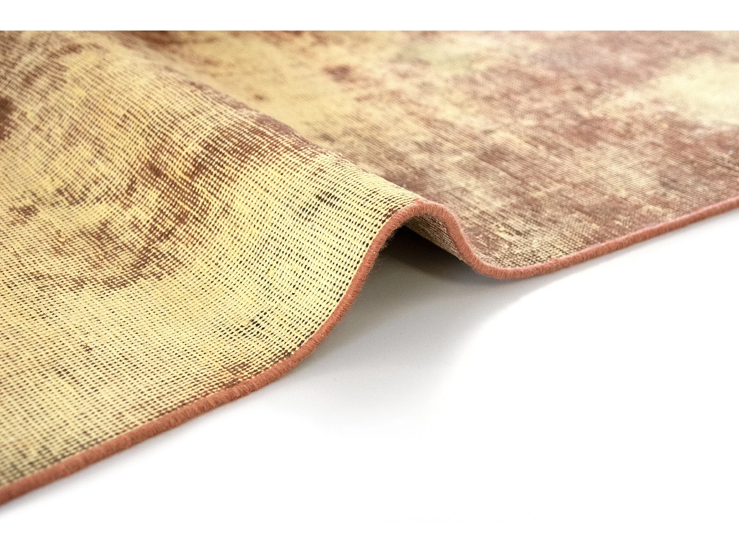 Woltapijt 284x199 Geel Vintage Royal