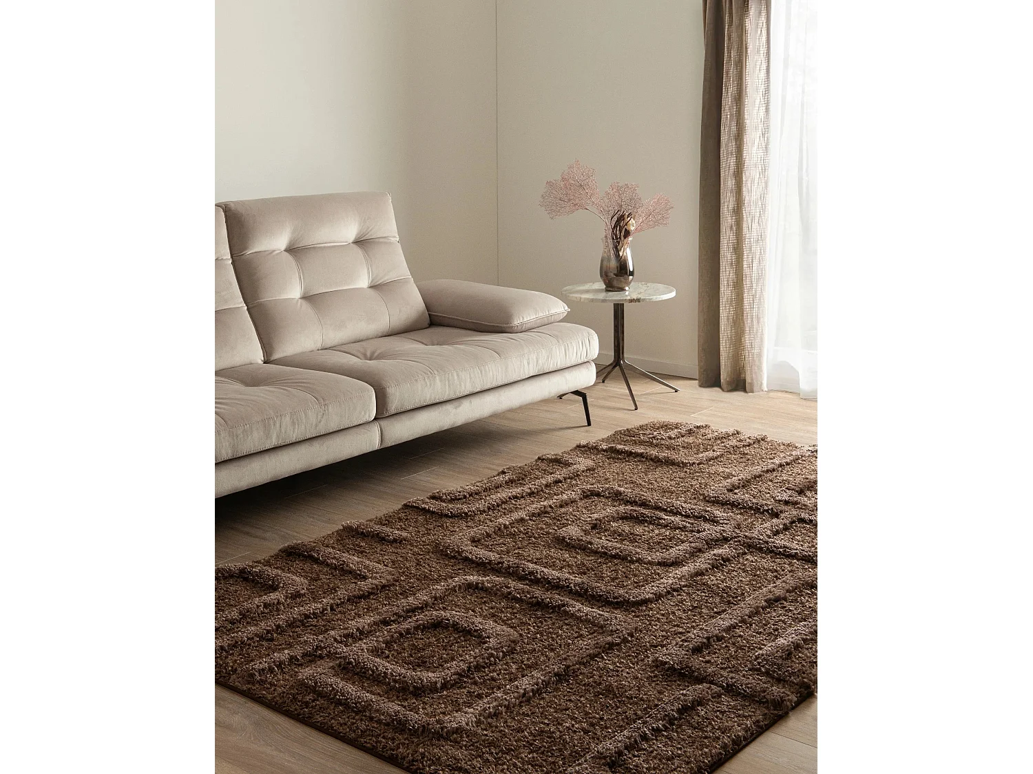 Tapis shaggy 240x305 marron foncé Thun Artem