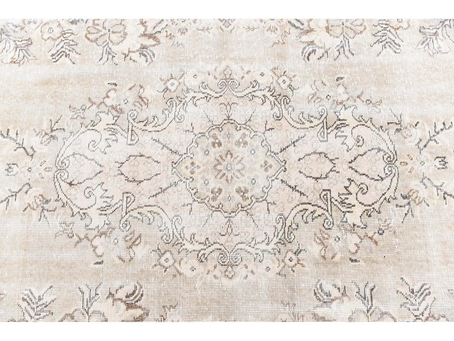 Woltapijt 297x168 Beige Ultra Vintage