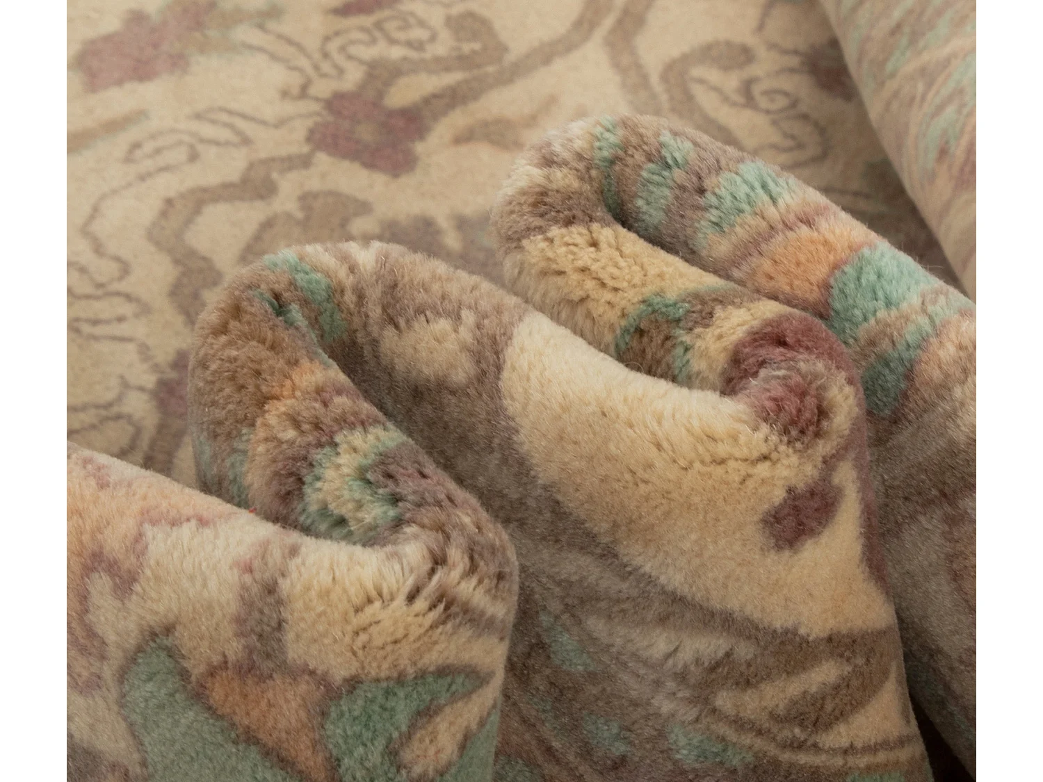 Woltapijt 355x258 Beige Tabriz