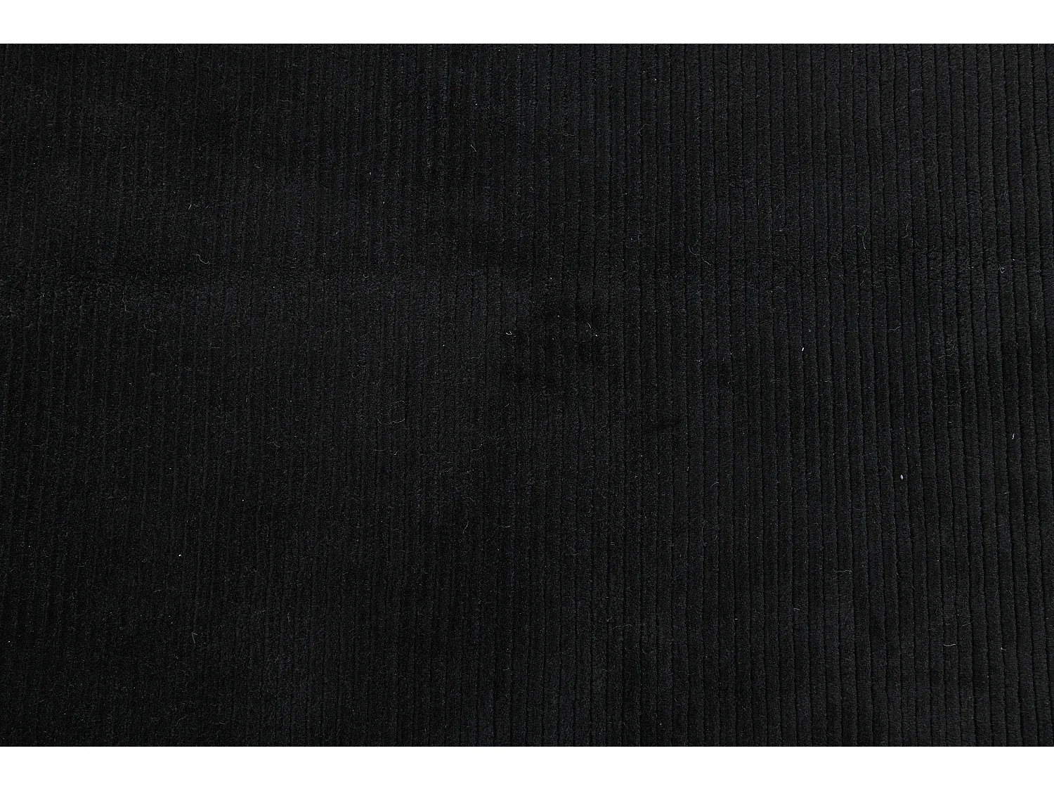 Woltapijt 183x122 Zwart Darya