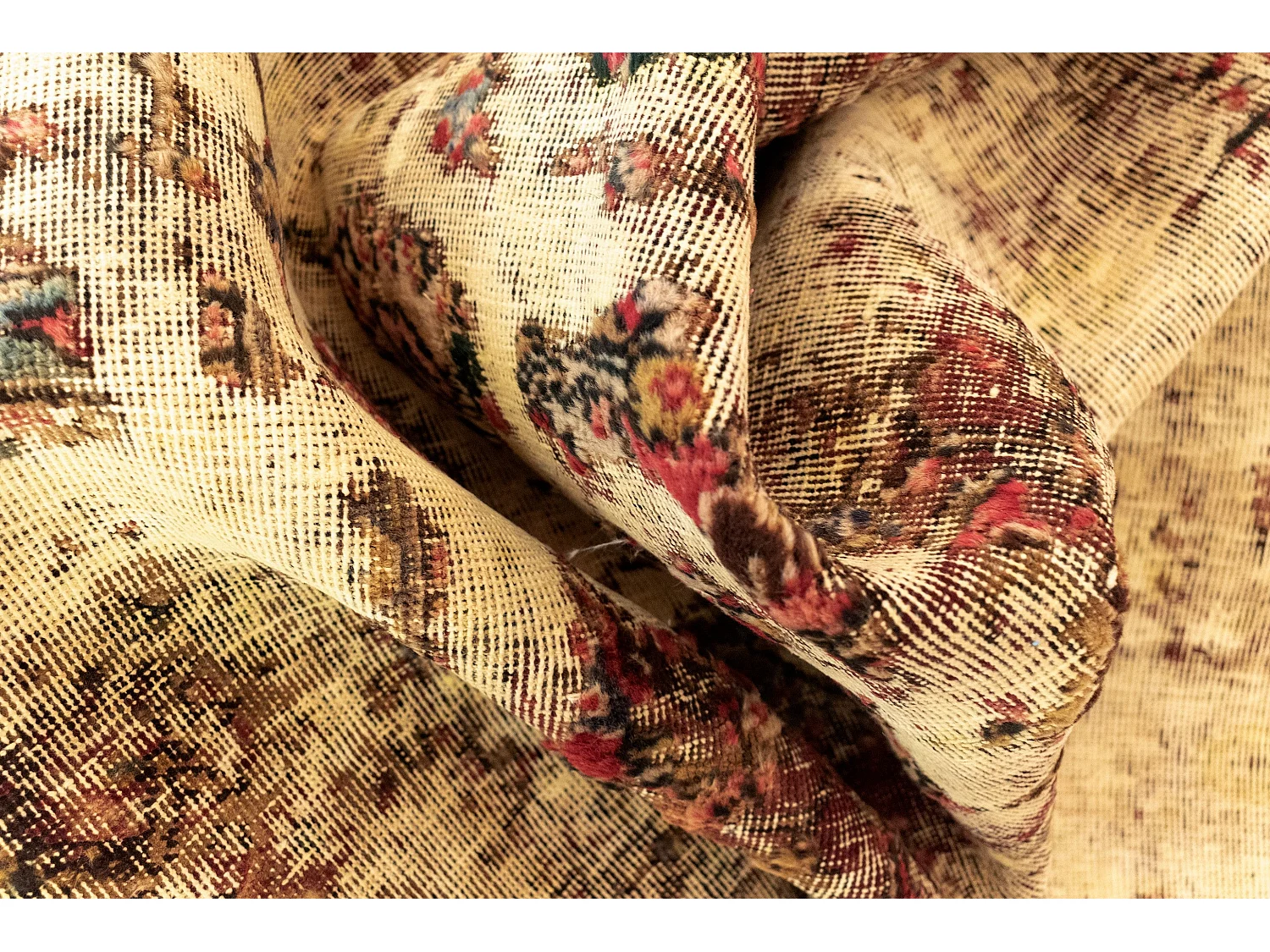 Woltapijt 290x193 Geel Vintage Royal