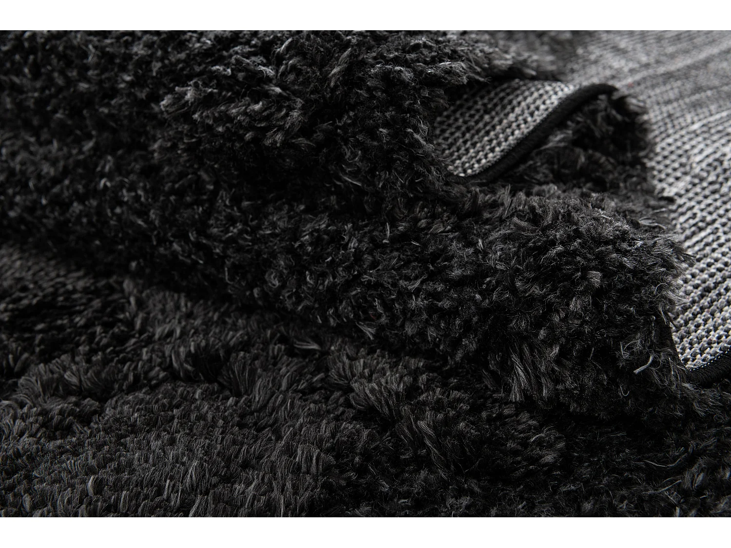 Tappeto shaggy  240x305 nero Thun Scutum