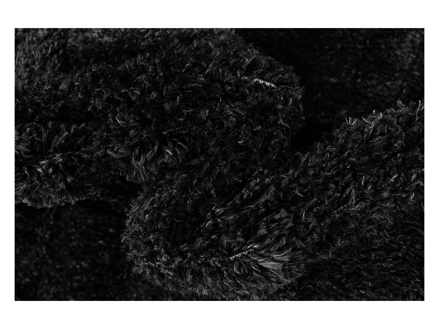 Hoogpolig tapijt 305x240 Zwart Thun Artem