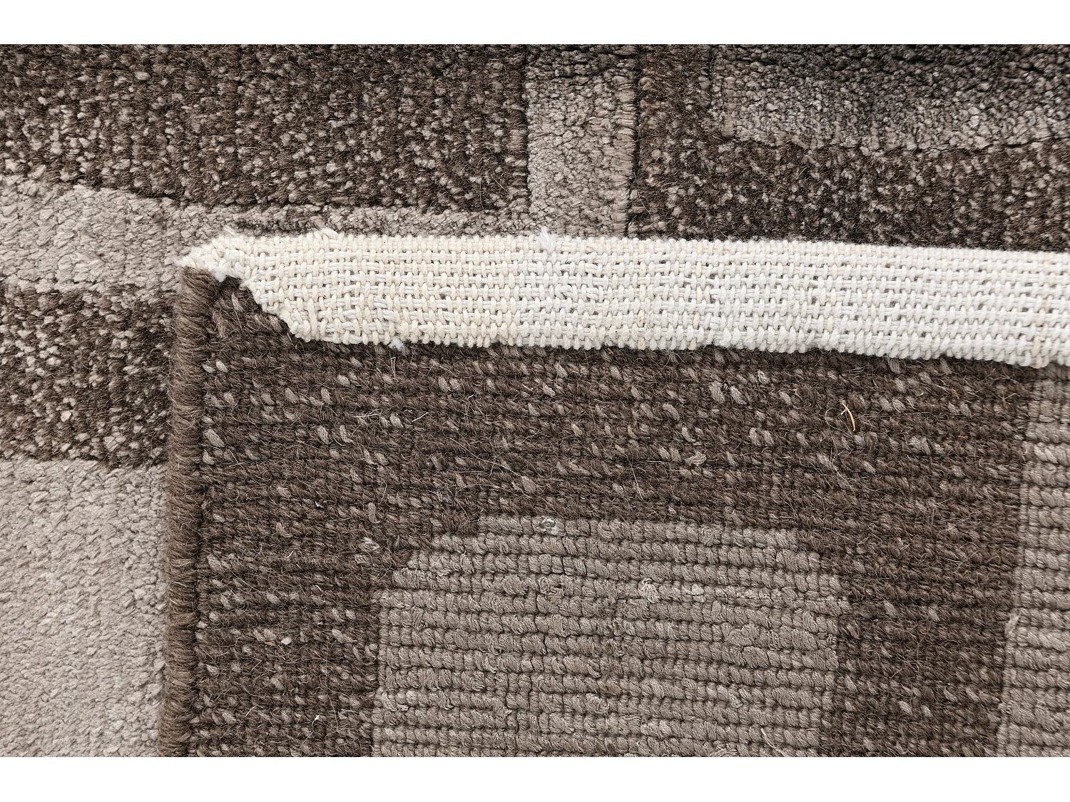 Woltapijt 183x119 Bruin Darya